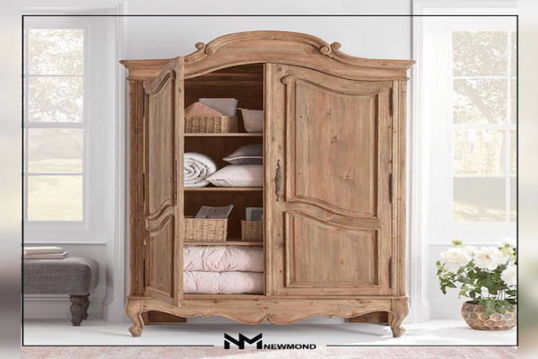 قیمت خرید کمد کلاسیک چوبی با ابزار و منبت تاج با فروش عمده